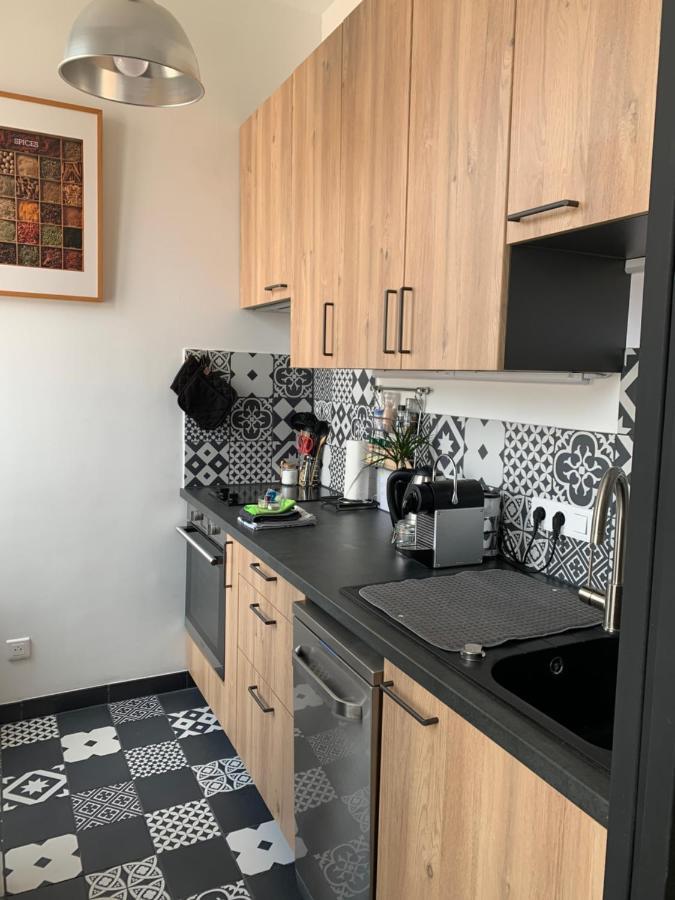 Residence Esmeralda Meuble De Tourisme 3 Etoiles 로슈포르 외부 사진